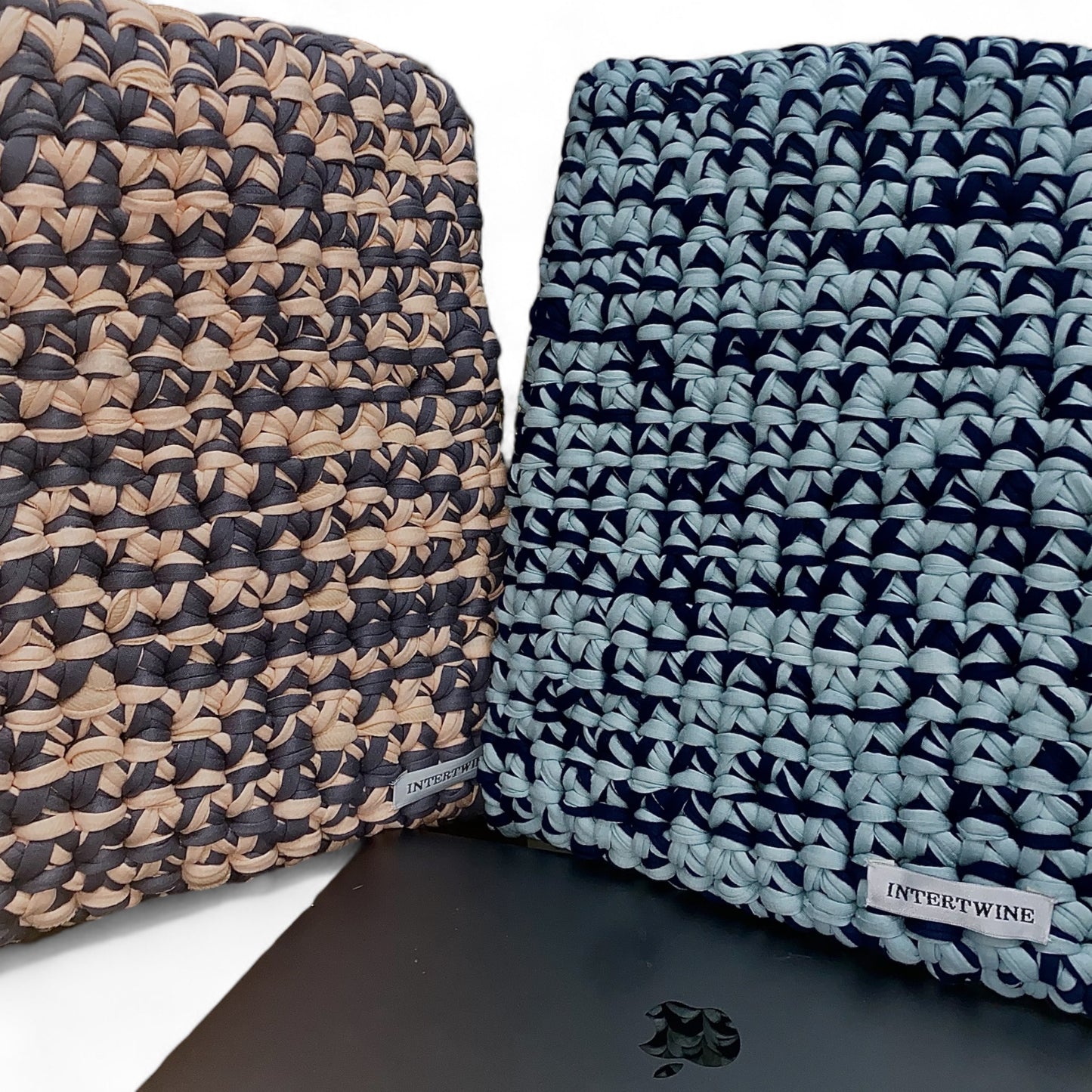 Intertwine Basic Laptop Sleeves
