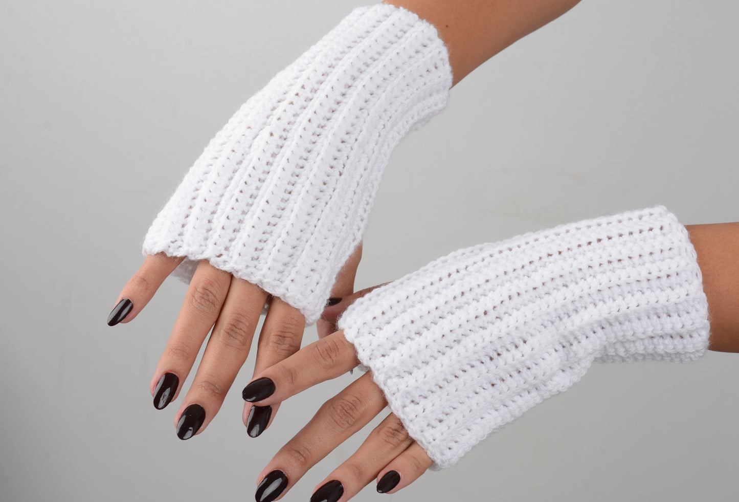 Knitted Gloves