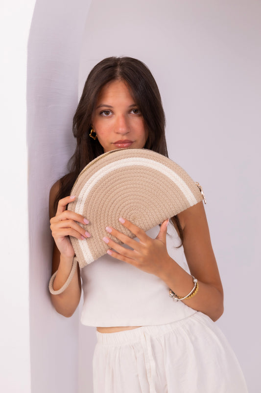 Intertwine Arc Clutch-White Sand